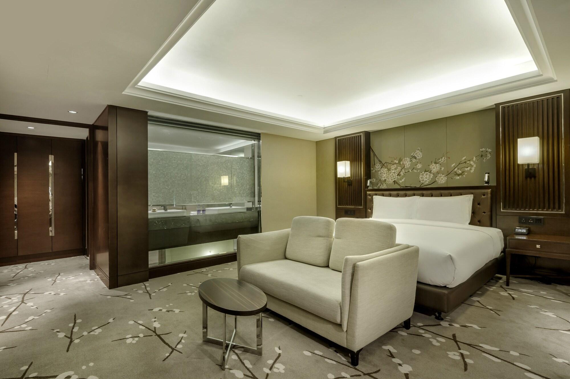 Hotel Doubletree By Hilton Chongqing - Guanyinqiao Railway Station Exterior foto