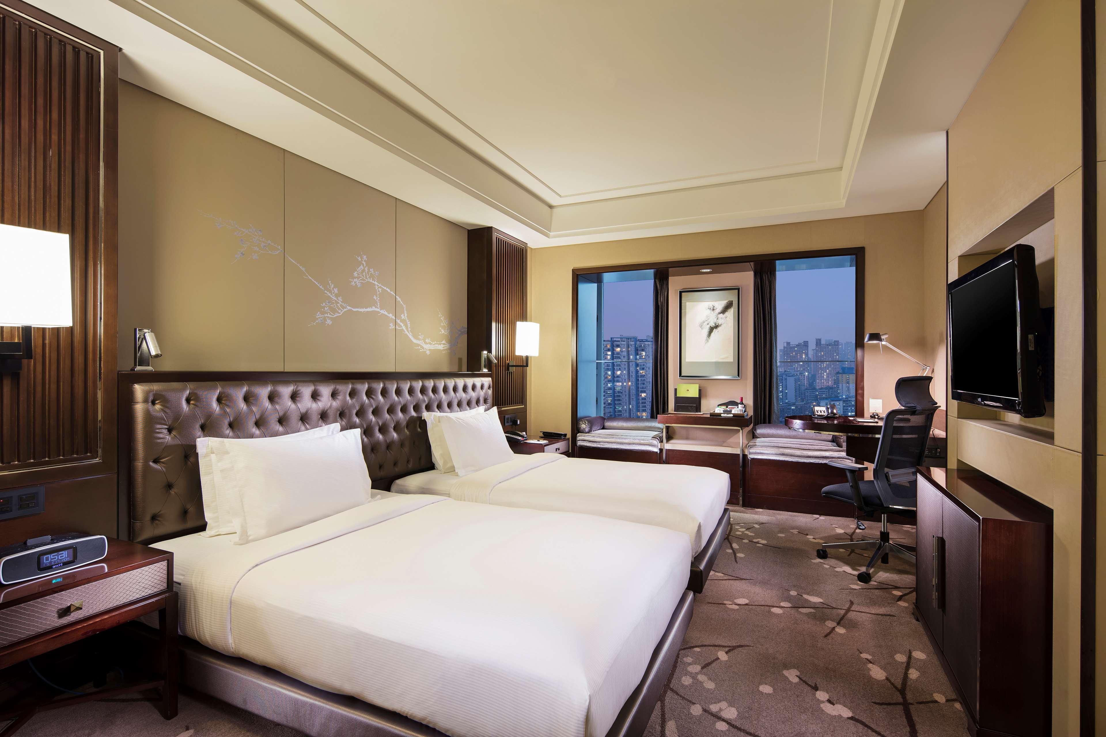 Hotel Doubletree By Hilton Chongqing - Guanyinqiao Railway Station Exterior foto