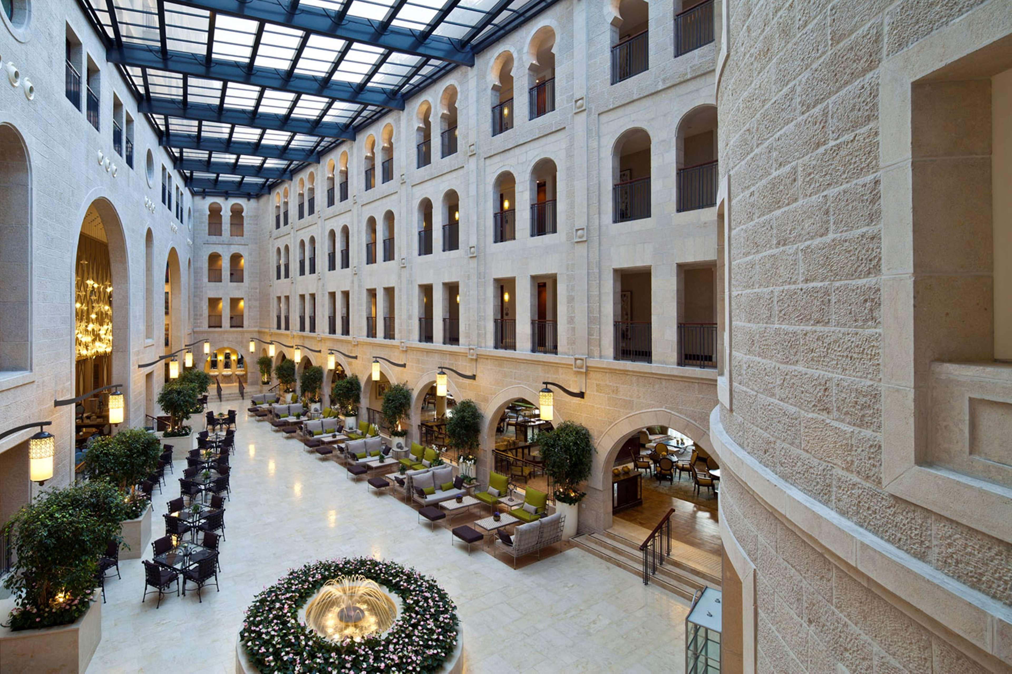 Hotel Doubletree By Hilton Chongqing - Guanyinqiao Railway Station Exterior foto