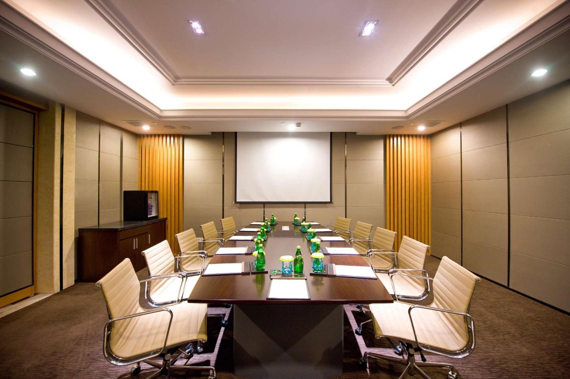 Hotel Doubletree By Hilton Chongqing - Guanyinqiao Railway Station Exterior foto